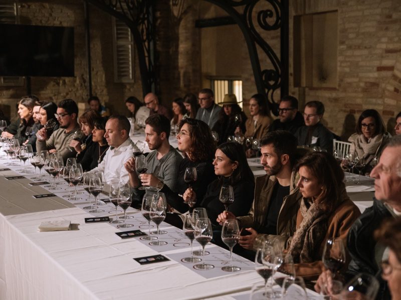 prima edizione di Rosso di Sera Wine Festival Porto San Giorgio